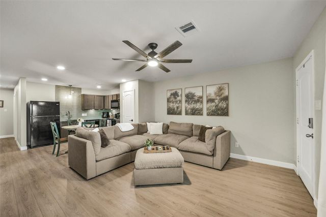 336 Road 5138, Cleveland, TX 77327