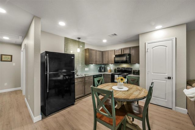 336 Road 5138, Cleveland, TX 77327