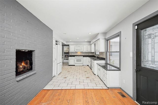 6380 Wellesley Terrace, Clarkston, MI 48346