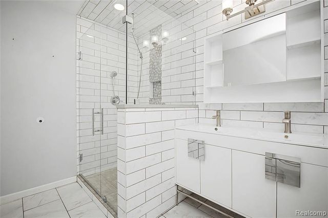 6380 Wellesley Terrace, Clarkston, MI 48346