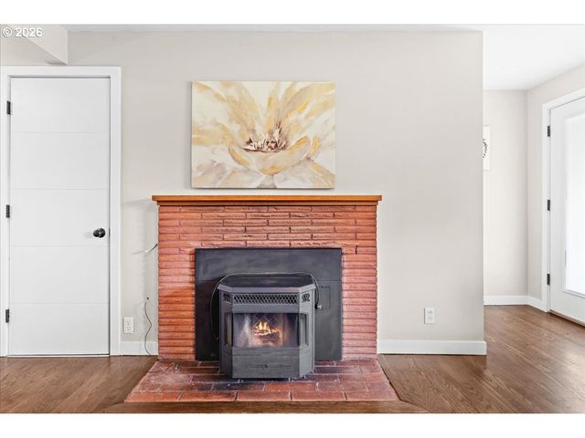 13015 Ne WEIDLER St, Portland, OR 97230