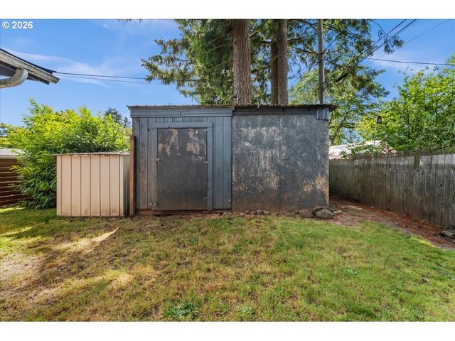 13015 Ne WEIDLER St, Portland, OR 97230