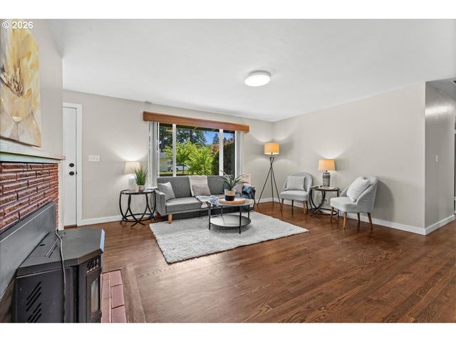 13015 Ne WEIDLER St, Portland, OR 97230