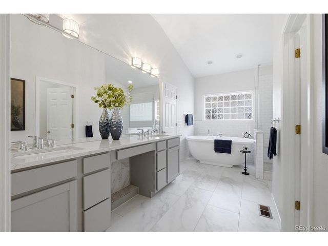 331 S Poplar St, Denver, CO 80224