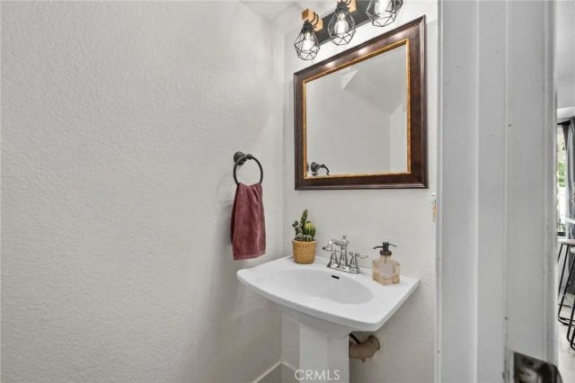 26673 Kicking Horse Drive, Corona, CA 92883