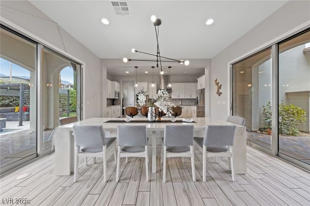 367 Pollino Peaks Street, Las Vegas, NV 89138