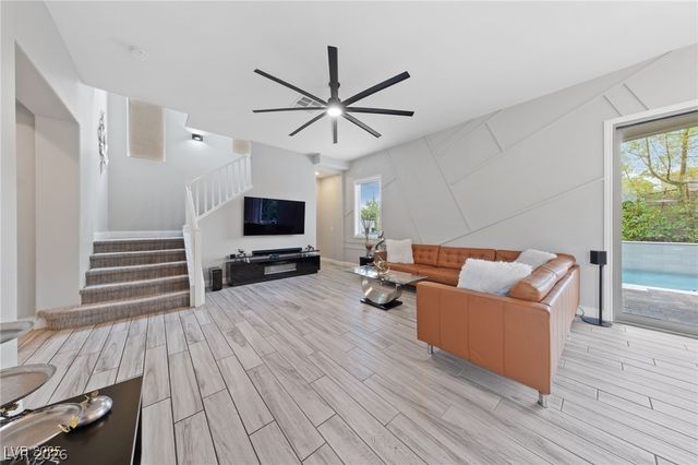 367 Pollino Peaks Street, Las Vegas, NV 89138