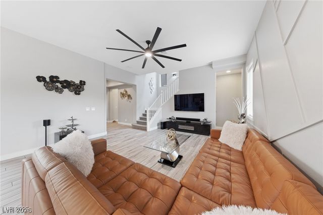 367 Pollino Peaks Street, Las Vegas, NV 89138