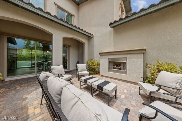 367 Pollino Peaks Street, Las Vegas, NV 89138