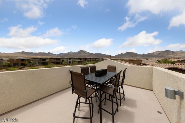 367 Pollino Peaks Street, Las Vegas, NV 89138