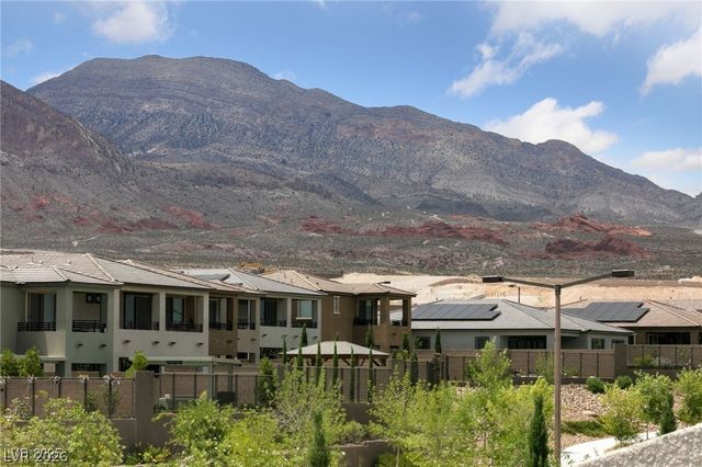 367 Pollino Peaks Street, Las Vegas, NV 89138