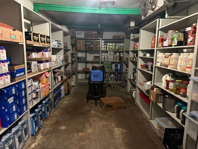 858 W Green Street, Decatur, IL 62522