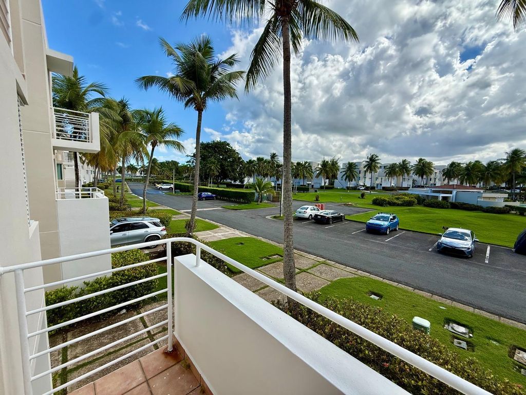 Image 18 of property listing at #124 VILLAS DE GOLF OESTE, Dorado, PR 00646