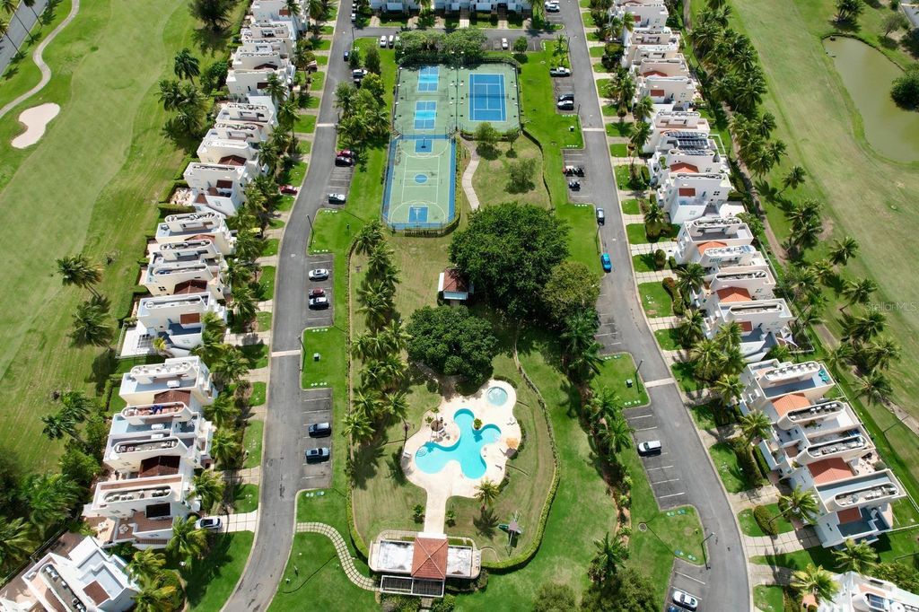 Image 38 of property listing at #124 VILLAS DE GOLF OESTE, Dorado, PR 00646