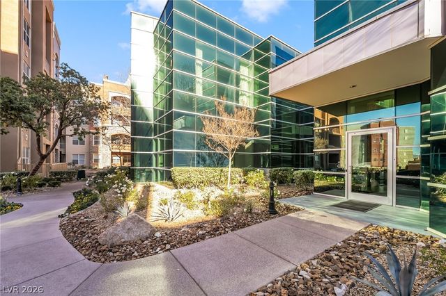 62 East Serene Avenue 226, Las Vegas, NV 89123