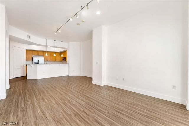 62 East Serene Avenue 226, Las Vegas, NV 89123