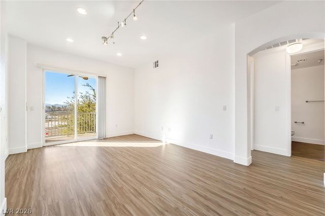 62 East Serene Avenue 226, Las Vegas, NV 89123