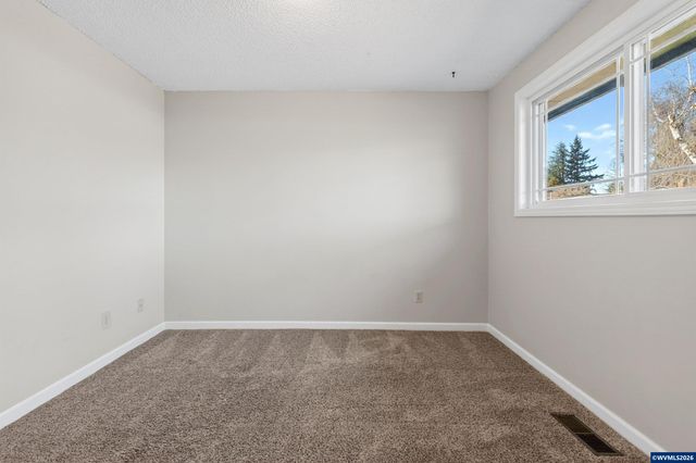 5428 Kayak Wy NE, Keizer, OR 97303