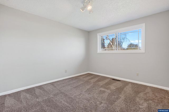 5428 Kayak Wy NE, Keizer, OR 97303