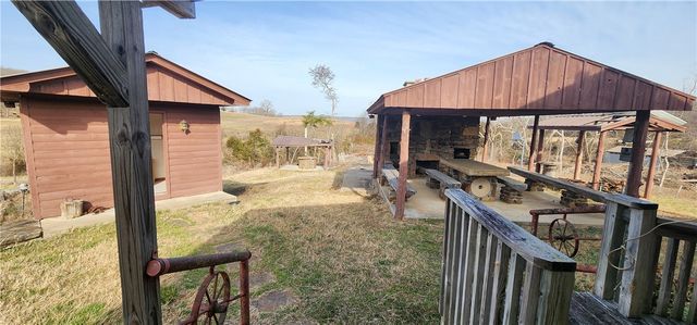 1143 Madison 7615, Huntsville, AR 72740