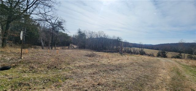 1143 Madison 7615, Huntsville, AR 72740