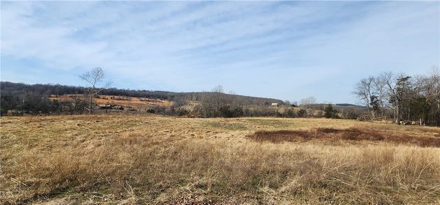 1143 Madison 7615, Huntsville, AR 72740