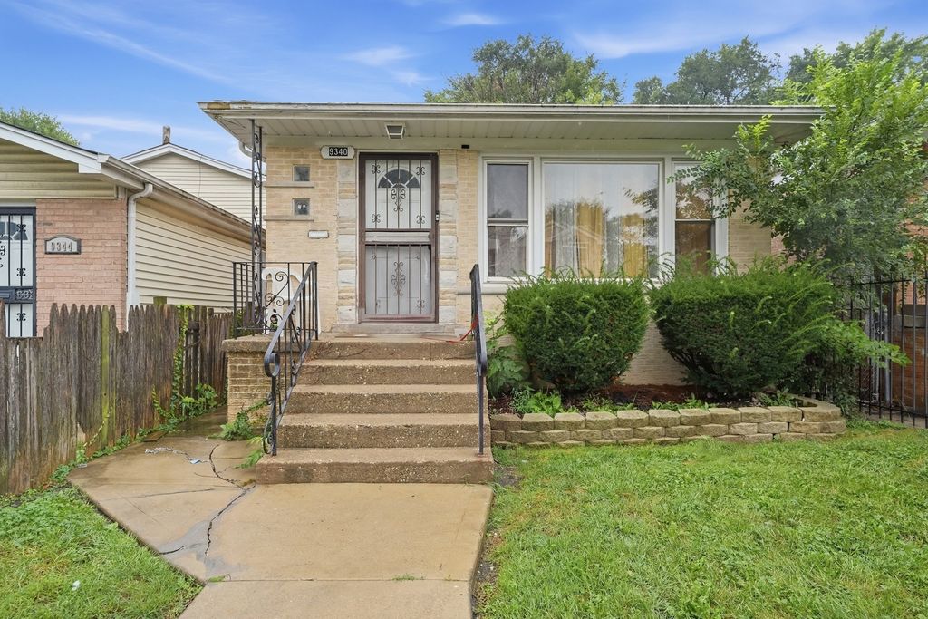 9340 S University Avenue, Chicago, IL 60619 — exterior