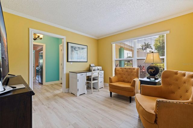 201 58TH AVENUE S, St Petersburg, FL 33705