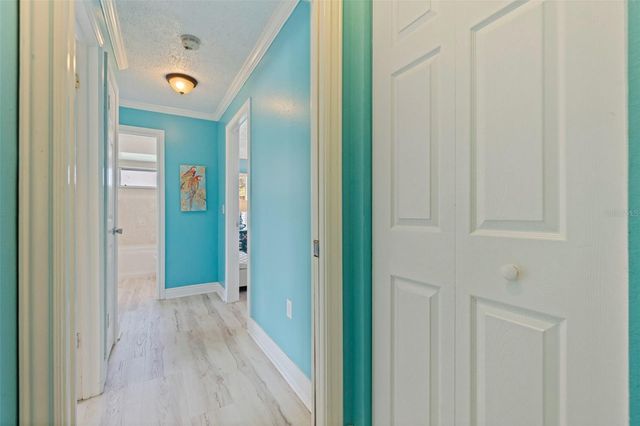 201 58TH AVENUE S, St Petersburg, FL 33705