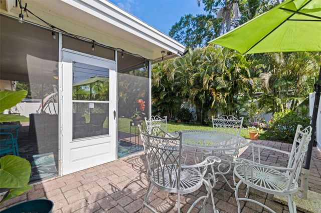 201 58TH AVENUE S, St Petersburg, FL 33705