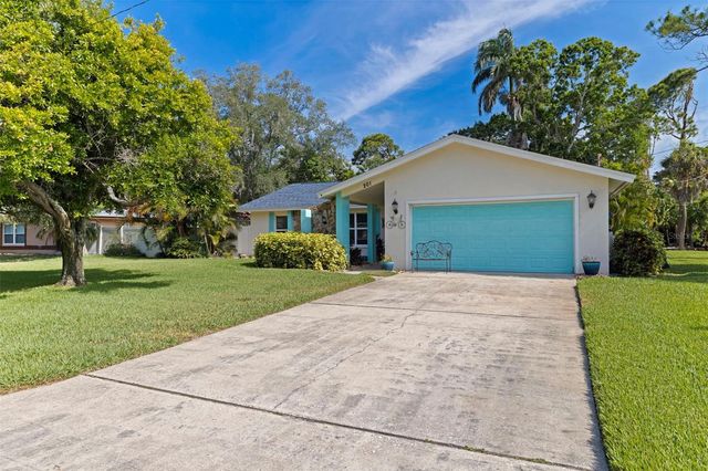 201 58TH AVENUE S, St Petersburg, FL 33705