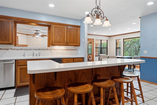 2929 Freeman Manor Drive, Jones, OK 73049