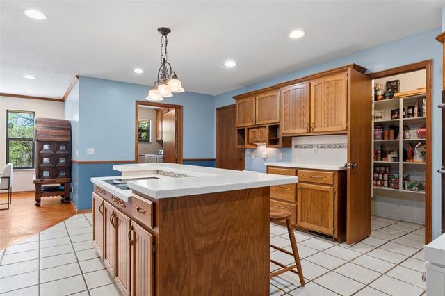 2929 Freeman Manor Drive, Jones, OK 73049