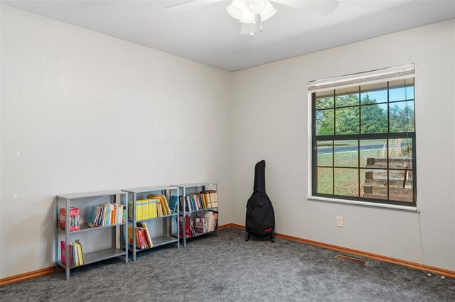 2929 Freeman Manor Drive, Jones, OK 73049