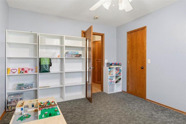 2929 Freeman Manor Drive, Jones, OK 73049