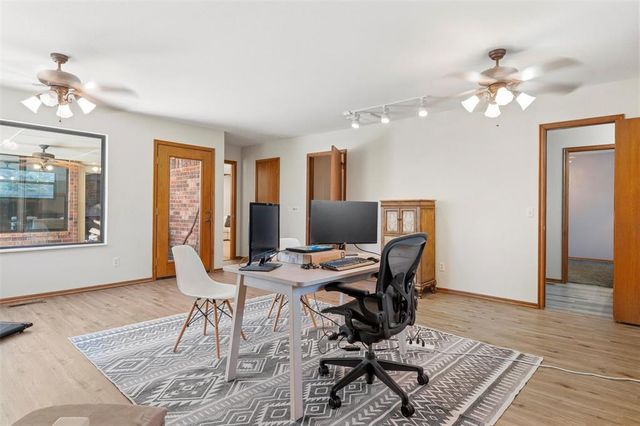 2929 Freeman Manor Drive, Jones, OK 73049