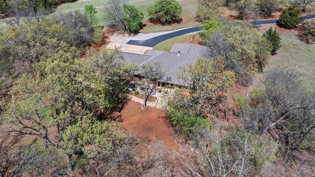 2929 Freeman Manor Drive, Jones, OK 73049