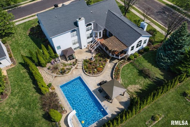 2104 W BROADLAND Drive, Dunlap, IL 61525
