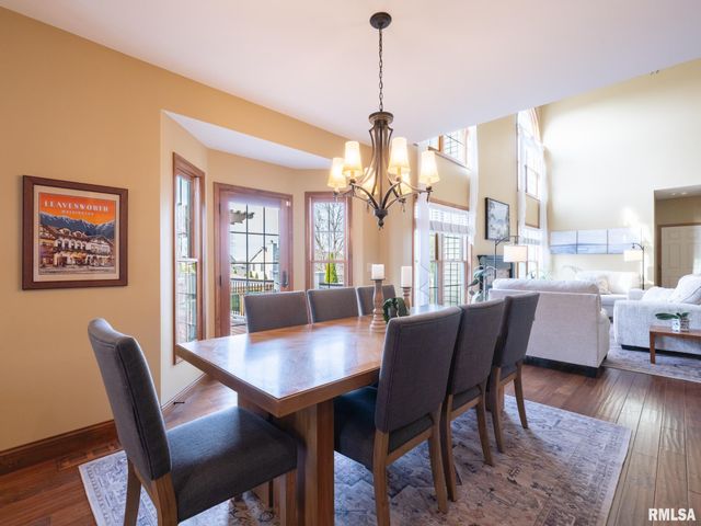 2104 W BROADLAND Drive, Dunlap, IL 61525