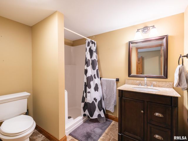 2104 W BROADLAND Drive, Dunlap, IL 61525