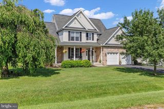 11 CHELSEA LN, Carlisle, PA 17015