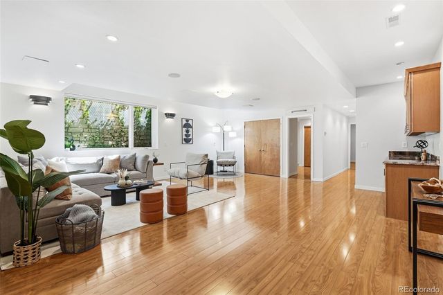 210 S Marion Parkway, Denver, CO 80209