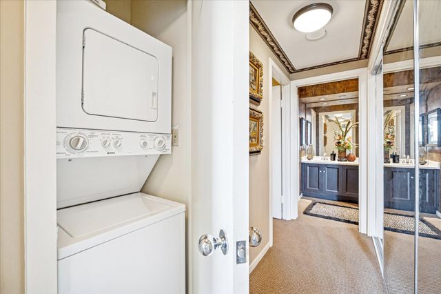 5100 San Felipe Street 74, Houston, TX 77056