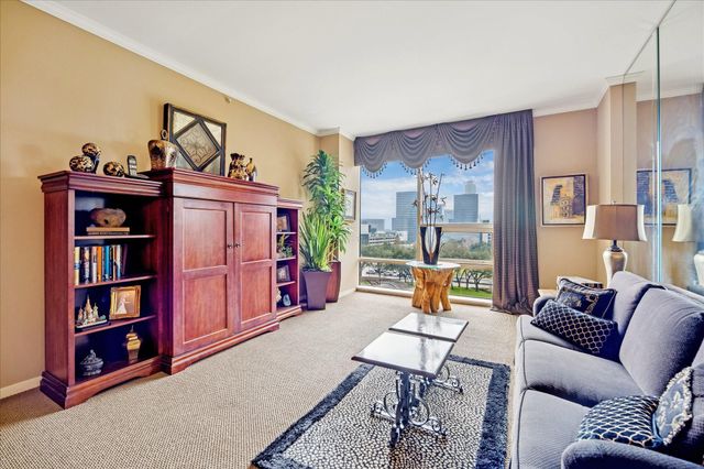 5100 San Felipe Street 74, Houston, TX 77056