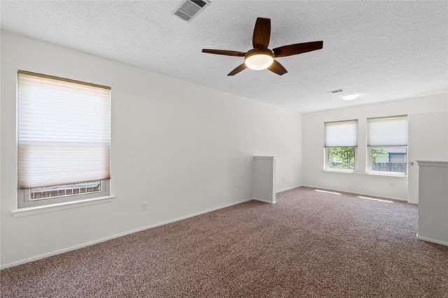 8411 Bargamin DR, Austin, TX 78736