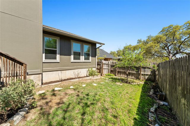 8411 Bargamin DR, Austin, TX 78736