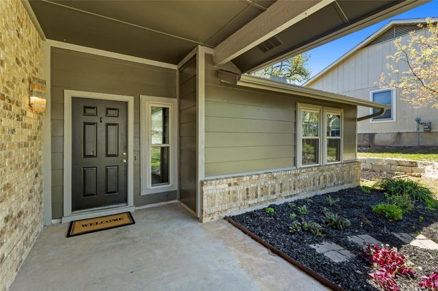 8411 Bargamin DR, Austin, TX 78736