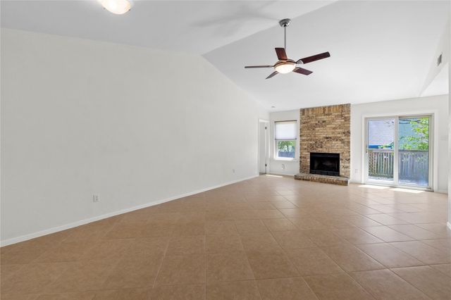 8411 Bargamin DR, Austin, TX 78736