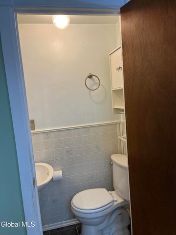 1719 Oneida Street, Schenectady, NY 12308