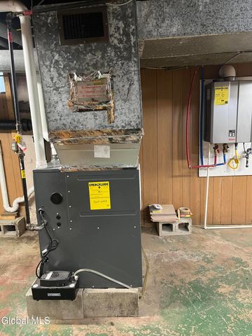 1719 Oneida Street, Schenectady, NY 12308